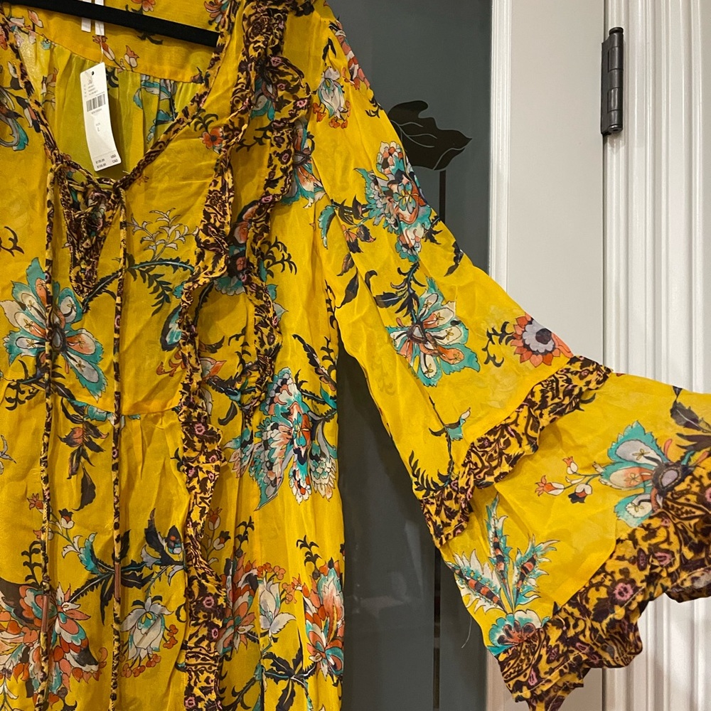 Anthropologie tunic. Sheer top. New with tags. Size L - Picture 4 of 6